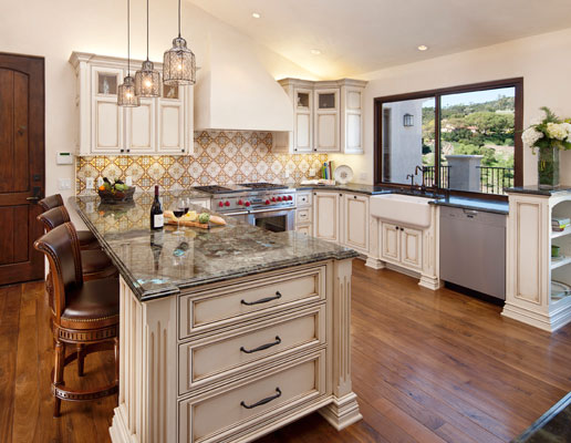 keeping interiors designs  lovely kitchens